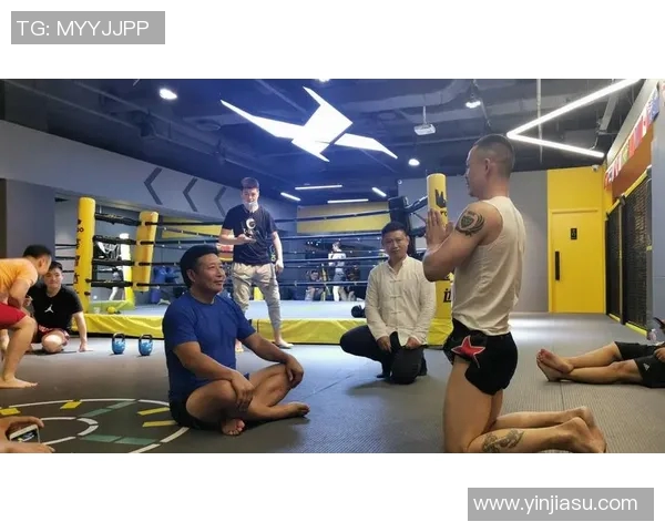 一龙与重口味的巅峰对决谁能在搏击场上笑到最后 一龙与重口味的巅峰对决谁能在搏击场上笑到最后