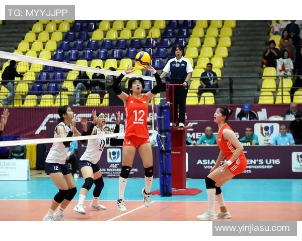 中国女排迎战意大利强敌全力以赴争夺世界排球赛荣耀之战 中国女排迎战意大利强敌全力以赴争夺世界排球赛荣耀之战